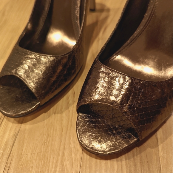Enzo Angiolini Bronze Peep Toe Heels - Picture 4 of 7